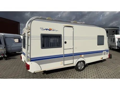 Hobby De luxe Easy 460 UFE franz&ouml;sisches Bett Rundsitzgruppe Toilette Foto: 12