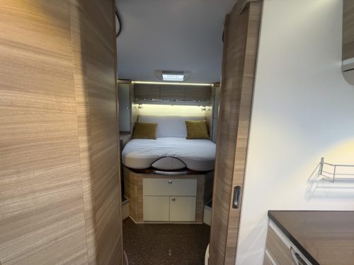 Adria Coral S 600 SC Levelsysteem  foto: 13