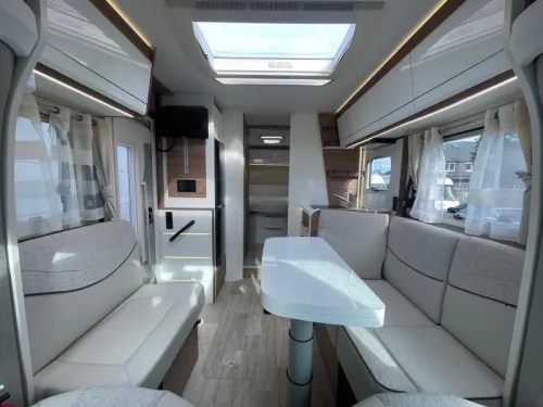 Pilote Sensation P720 Queensbed  Foto: 10