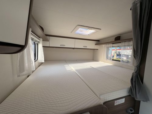 Carado V 337 PRO+ 1e eigenaar + Nieuwstaat  foto: 9