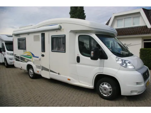 Chausson Allegro 93 Franz&ouml;sisches Bett, Top Aufteilung. Foto: 1
