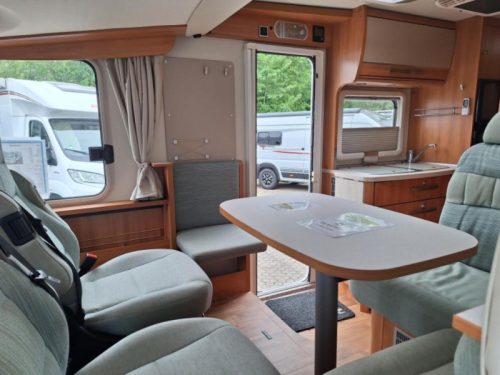 Hymer Exsis-I 524 COMPACT 650+PULL-DOWN BED+AIRCO photo: 2
