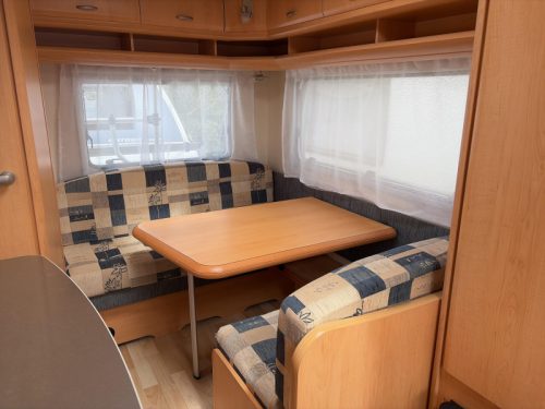 Hobby De Luxe 400 SF Rangierhilfe/Vorzelt/Fahrradtr. Foto: 5