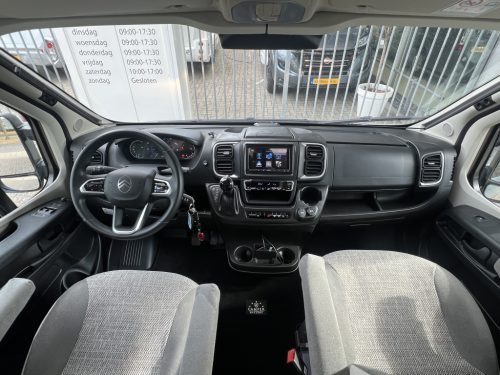 P&ouml;ssl Roadcruiser SINGLE BEDS 8-SPEED AUTOMATIC TOW HITCH photo: 11