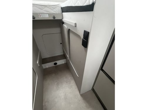 LMC Tracer A 690 Automaat Teilintegriert | Tempomat | Markise | R&uuml;ckfahrkamera | Dusche | Toilette |4 Schlafpl&auml;tze | Foto: 14