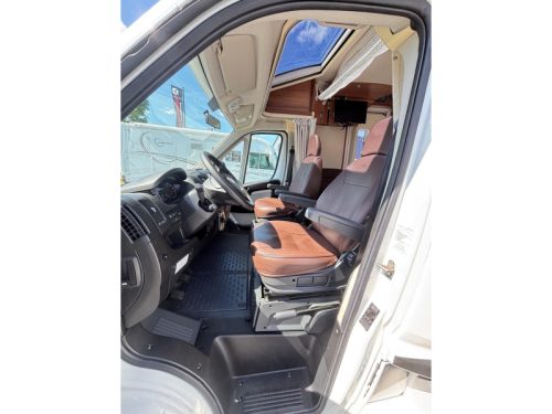 Eura Mobil Terrestra 720 Single beds/2015/Pop-top roof  photo: 18