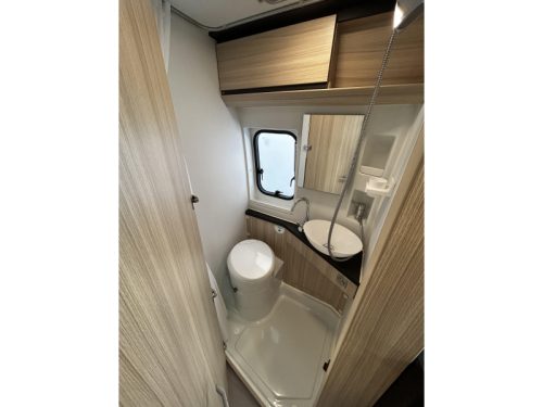 Adria Twin Axess 640 SL Single beds/2x Air conditioning photo: 16