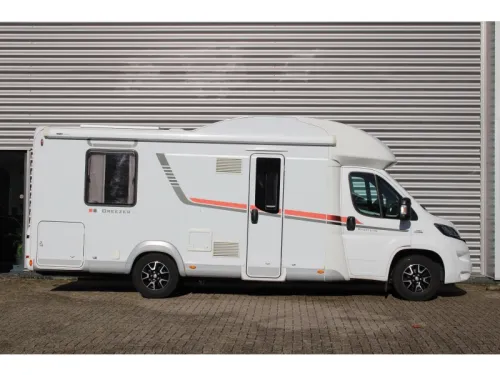 LMC Breezer Sportline 607 Fiat 150PK Anh&auml;ngerkupplung Foto: 23