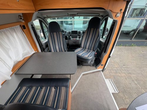 Globecar Globescout 600 130HP, Fixed bed, Awning  photo: 16
