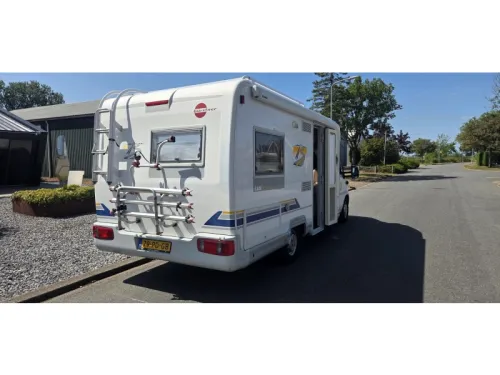 B&uuml;rstner T 625 Airco 140.000km photo : 2