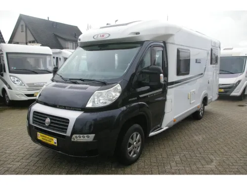 LMC Breezer 646 G Single beds, XXL Garage photo: 2