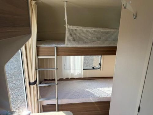 Dethleffs C'Joy 480 QLK mover air conditioning bunk bed photo: 17