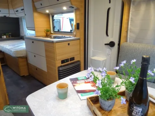 Dethleffs Summer Edition 460 EL On display single beds photo: 2