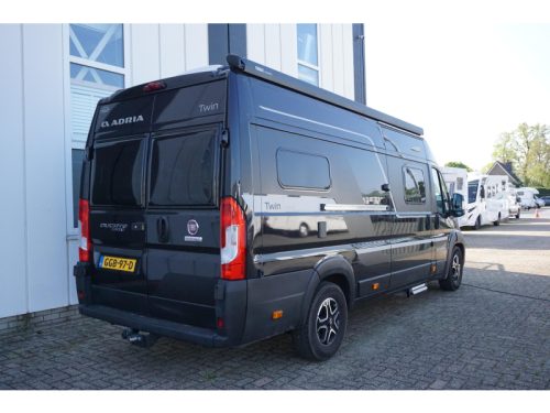 Adria Twin Supreme 640 SGX AUTOMATIC/160HP/AIR CONDITIONING photo: 4