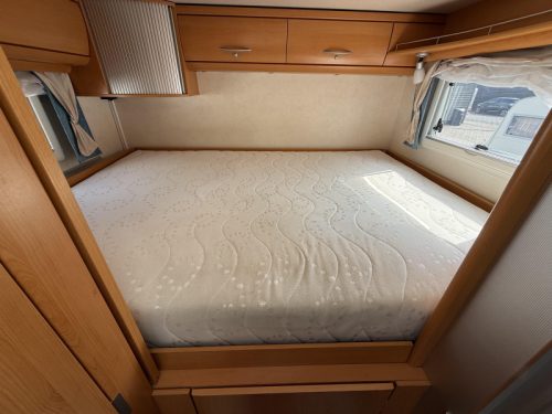 Frankia Luxury Class 840 GD POP-TOP ROOF FIXED BED (TOP CONDITION) photo: 6