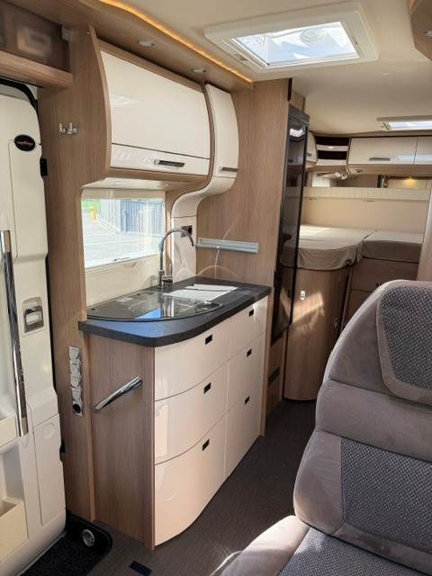 Carthago C-Tourer I 143 LE, zonder hefbed! foto: 5