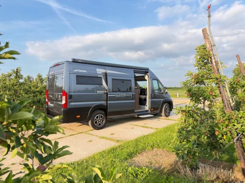P&ouml;ssl Summit Prime 640 180 HP Automatic / Lithium / Solar / Inverter / Towbar with Ebike carrier / Satellite TV photo: 8