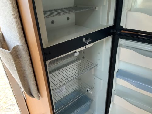B&uacute;rstner Nexxo 660 2.3 MultiJet 130HP, Semi-integrated, French bed, Motor-air conditioning,, etc. Year of manufacture 2010 Motorhome Centre On the Road at the Noorderringweg 4 in Marum. photo: 7