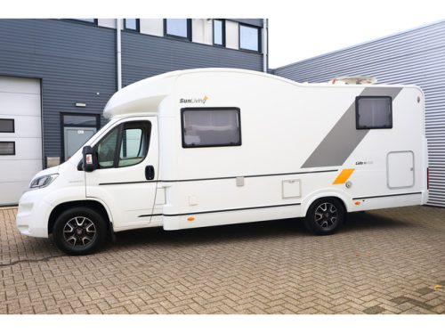 Camping-car Sun Living LIDO AUTOMAAT M45 SL 2017 Automatique 131ch CarPlay Lit escamotable Climatisation stationnaire photo : 12
