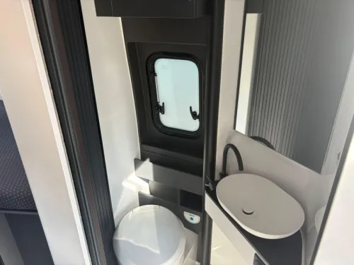 Adria Twin Supreme 640 SLB 2026 LANZAROTE GREY/AUT Foto: 8