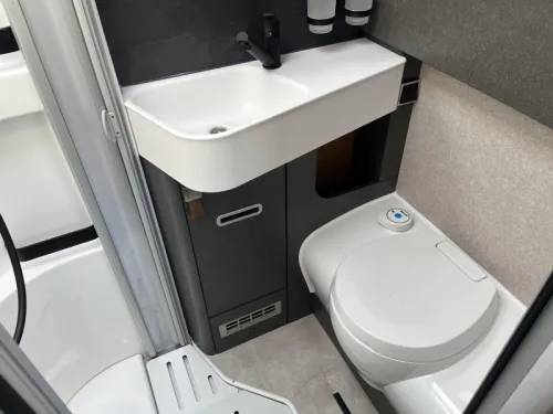 Hymer ML-T 580 4X4 full options photo: 6