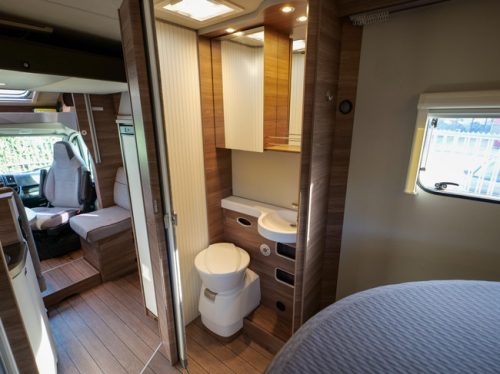 Knaus L!ve Wave 650 MX QUEENS + POP-TOP ROOF 2X AIR CONDITIONING! photo: 19