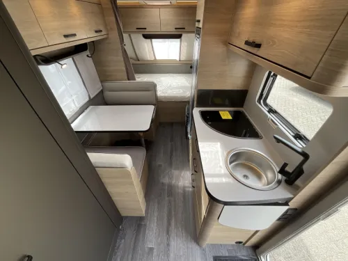 Weinsberg CaraOne Edition HOT 480 QDK STAPELBED-ACTIE MODEL Foto: 5