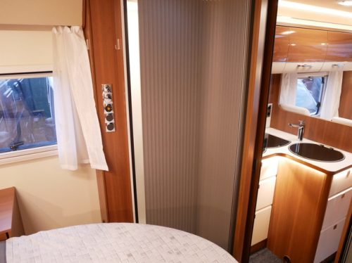 LMC Cruiser Exclusive T692G, Queensbed, XXL Garage, XXL Koelkast!! Foto: 14