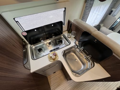 Benimar Tessoro 496 QUEENSBED+RONDZIT DAKAIRCO CAMERA EURO6  foto: 7
