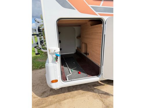Weinsberg Knaus CaraCompact Pepper 600 MEG MAXXFAN / BEARLOCK / XXL K&Uuml;HLSCHRANK / ST&Uuml;TZEN / TV + SAT / FAHRRADTR&Auml;GER / 2JahreGarantie Foto: 4
