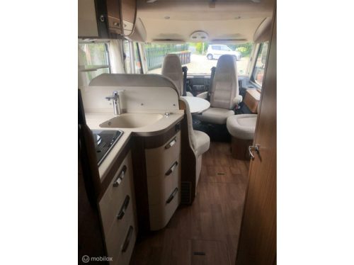 Hymer B-588 Premium Line 150-HP EURO6 A-class 2x Single beds &amp; Pop-top roof, XXL-Garage, Full Options! photo: 20