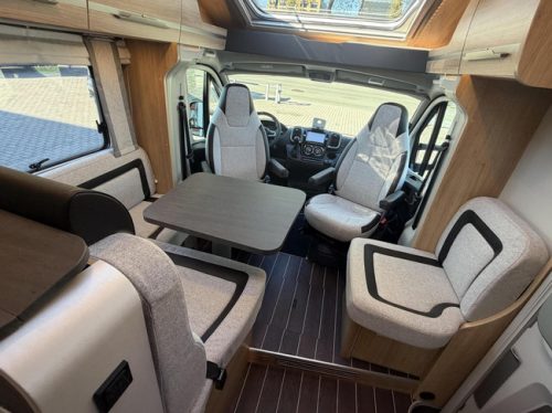 Knaus 700 MEG Sky Ti 8T-Automaat Einzelbetten 2X Airco Anh&auml;ngerkupplung Foto: 12