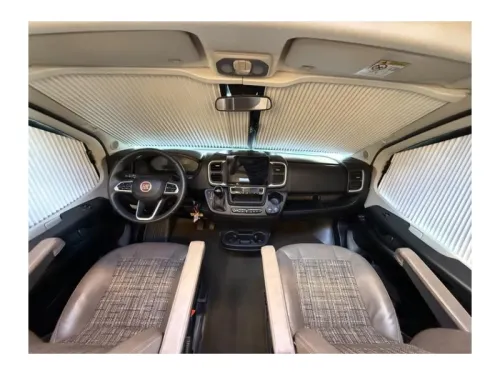 Carthago C-Tourer T 144 LE 4 Personen, LPG, Automatik Foto: 19