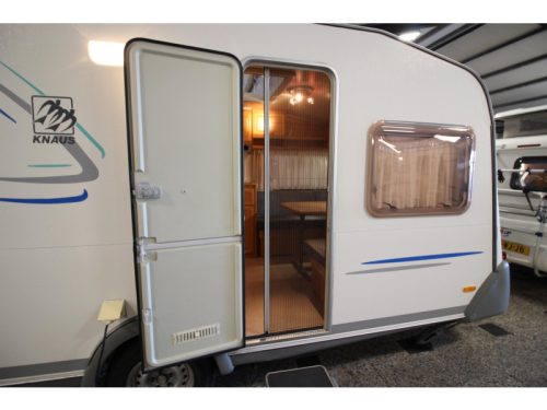 Knaus Azur 450 TF Mover, Awning, Bicycle rack photo: 19