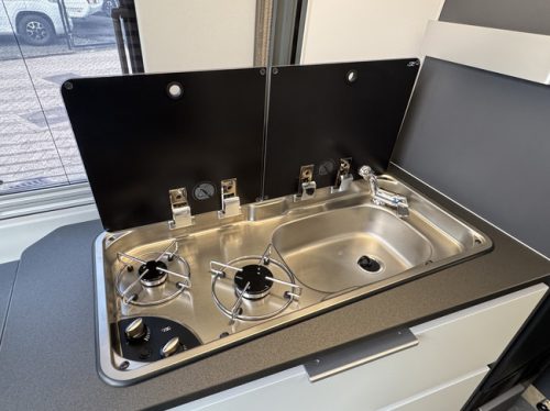 Adria Twin Sports 640 SGX Supreme 180 ch AUTOMATIQUE 9 vitesses Euro6 Fiat Ducato Maxi 4250 kg **Lits jumeaux r&eacute;glables en hauteur/Toit relevable avec photo : 16