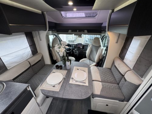 Chausson Titanium 788 QUEENSBED+POP-TOP ROOF+F2F AUTOMATIC EURO6  photo: 1