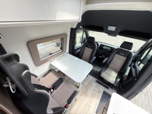 Kabe Travel Master Van 4x4 Single beds photo: 1