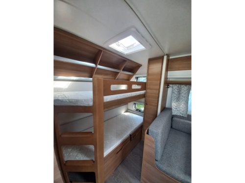Hobby De Luxe 540 KMFE voortent-mover-airco-etc  foto: 10