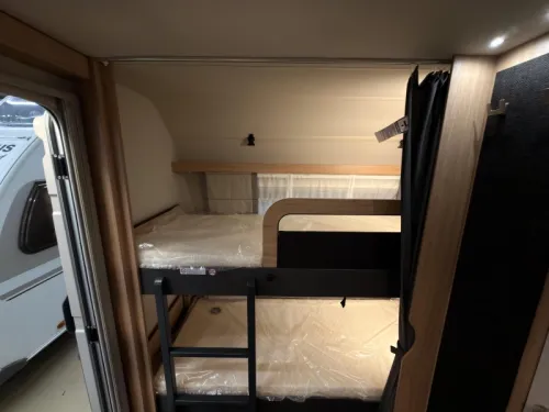 Knaus Sport Platinum 500 QDK Platinum+Boden+1800KG Foto: 4