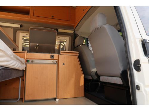Volkswagen Van conversion | Bearlock | Towbar VW Transporter Van conversion | Bearlock | NL (NAP) KM | Towbar photo: 13