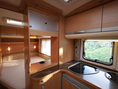 Adria Adora 492 UP mover | awning | canopy photo: 8