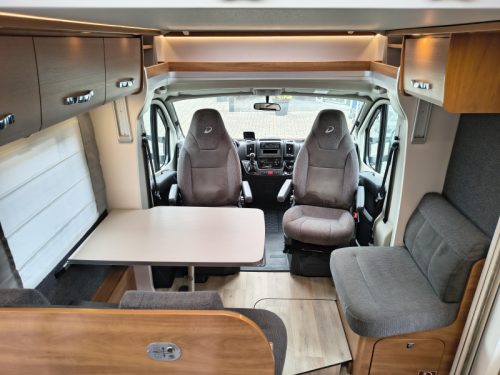 Dethleffs Trend T 7057 EB -9-Gang-Automatik-Hubbett Foto: 2