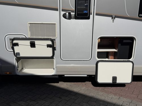 Carthago Chic C-Line I 5.0 QB Queensbed- MERCEDES photo: 16