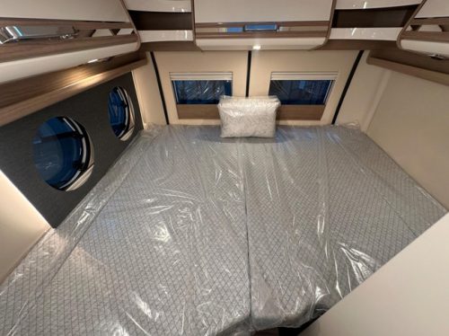 Malibu Van Diversity 600 DB K Charming GT Skyview Foto: 5