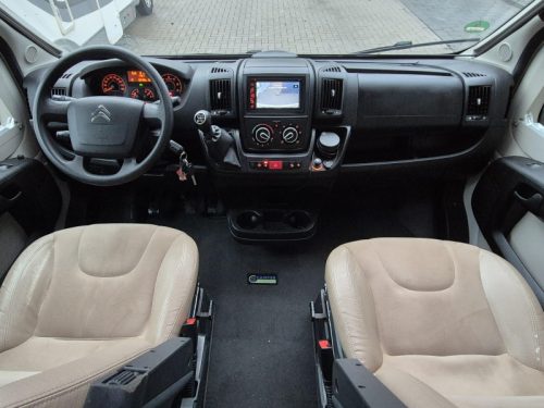 Adria Matrix 670 SL TWINBED lift bed 5pers AIRCO photo: 17