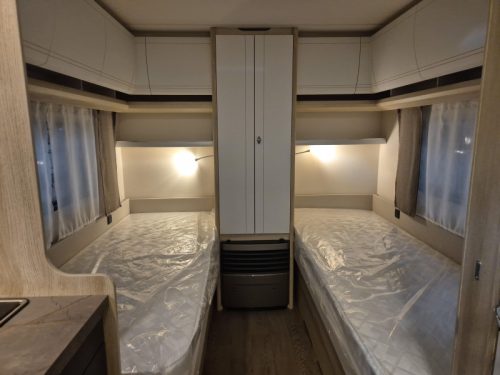 Hobby De Luxe 460 LU photo : 5