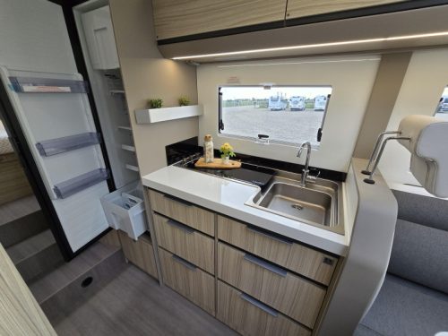 Adria Compact DL 60 Years Selection Automaat Nieuw Model  photo: 12