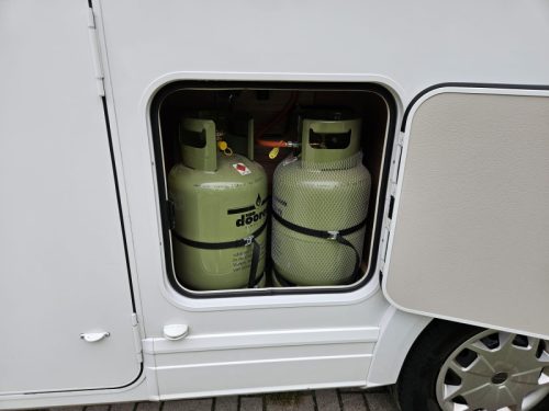 Weinsberg CaraSuite 650 MEG photo: 4