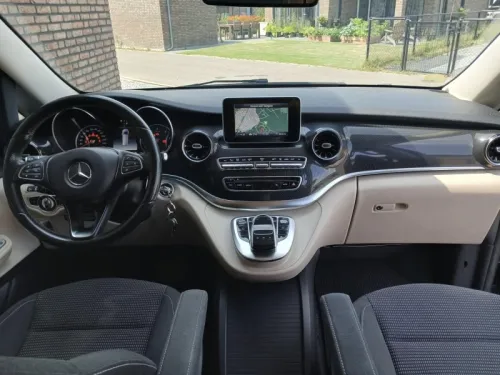 Mercedes-Benz V-Class Marco Polo 250 photo: 3