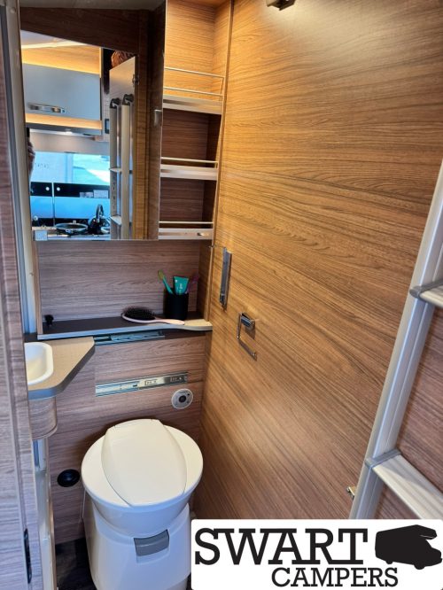 Weinsberg CaraSuite 650 MEG photo: 18